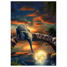 Charger l'image dans la galerie, Éléphant de lac - peinture complète de diamant - 40x30cm