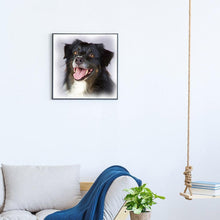 Charger l'image dans la galerie, Chien noir - peinture en diamant complet - 30x30cm
