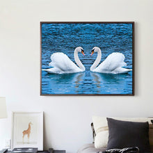 Charger l'image dans la galerie, Lac des cygnes - diamant rond complet - 40x30cm