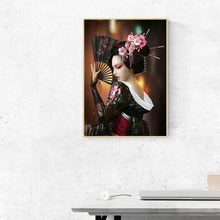 Charger l'image dans la galerie, Geisha - diamant rond complet - 30x40cm