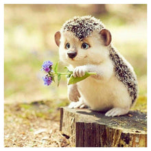 Charger l'image dans la galerie, Hérisson - peinture en diamant complet - 30x30cm