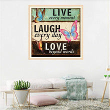 Charger l'image dans la galerie, Papillon de lettre - diamant rond complet - 30x30cm