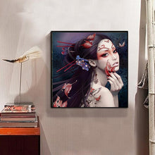 Charger l'image dans la galerie, Beauté - peinture en diamant complet - 30x30cm