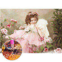 Charger l'image dans la galerie, Ange de fille - peinture complète de diamant - 30x40cm