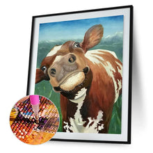 Charger l'image dans la galerie, Vache drôle - peinture en diamant complet - 30x40cm