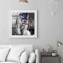 Charger l'image dans la galerie, Statue de la liberté - peinture en diamant complet - 40x40cm
