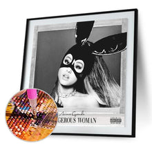 Charger l'image dans la galerie, Figure de femmes de lapin - peinture complète de diamant - 30x30cm