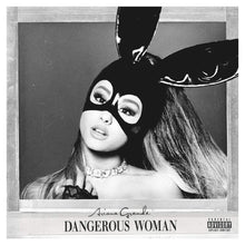 Charger l'image dans la galerie, Figure de femmes de lapin - peinture complète de diamant - 30x30cm