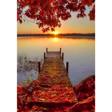 Charger l'image dans la galerie, Route de planche de feuilles tombées - peinture complète de diamant - 30x40cm