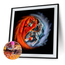 Charger l'image dans la galerie, Oiseau de tigre - diamant rond complet - 30x30cm