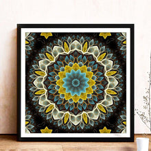 Charger l'image dans la galerie, Fleur jaune - diamant rond complet - 30x30cm