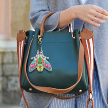 Charger l'image dans la galerie, 6pièces Insecte Double face Porte-clés