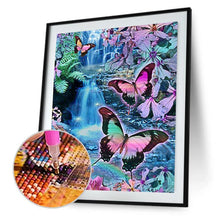 Charger l&#39;image dans la galerie, Papillon - peinture en diamant complet - 30x40cm
