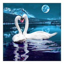 Charger l&#39;image dans la galerie, Lac des cygnes - peinture diamant pleine - 30x30cm
