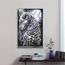 Charger l&#39;image dans la galerie, Crâne de cheval foncé - diamant rond complet - 30x40cm
