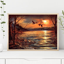 Charger l&#39;image dans la galerie, Lac d’oiseau de coucher du soleil - diamant rond complet - 40x30cm
