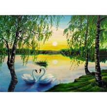 Charger l&#39;image dans la galerie, Lac de cygne de printemps - diamant rond complet - 40x30cm
