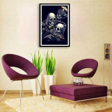 Charger l&#39;image dans la galerie, Crâne de style de rue - diamant rond complet - 40x30cm
