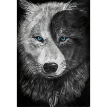 Charger l&#39;image dans la galerie, Loup - diamant rond complet - 30x40cm
