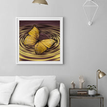 Charger l&#39;image dans la galerie, Papillon - diamant rond complet - 30x30cm
