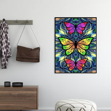 Charger l&#39;image dans la galerie, Papillon - diamant rond complet - 30x40cm
