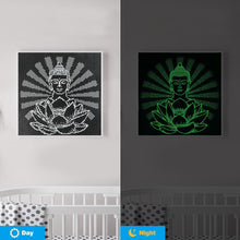 Charger l&#39;image dans la galerie, Statue lumineuse de bouddha - diamant rond complet - 35x35cm

