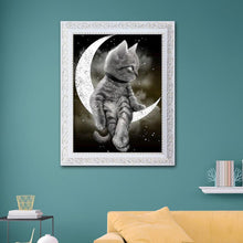 Charger l&#39;image dans la galerie, Chat de lune - diamant rond plein - 30x40cm
