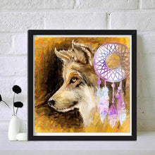 Charger l&#39;image dans la galerie, Loup et attrape-rêves - diamant rond complet - 30x30cm
