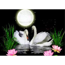 Charger l&#39;image dans la galerie, Cygne - peinture en diamant complet - 40x30cm
