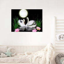 Charger l&#39;image dans la galerie, Cygne - peinture en diamant complet - 40x30cm

