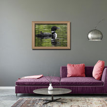 Charger l&#39;image dans la galerie, Oiseau de plongée - diamant rond complet - 40x30cm
