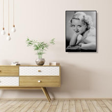 Charger l&#39;image dans la galerie, Beauté - peinture diamant pleine - 30x40cm
