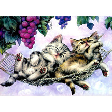 Charger l&#39;image dans la galerie, Chat dormant - peinture en diamant complet - 30x40cm
