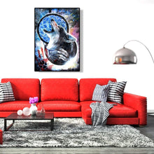 Charger l&#39;image dans la galerie, Loup dreamcatcher animal - peinture en diamant complet - 30x40cm
