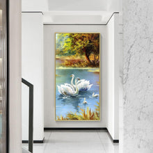 Charger l&#39;image dans la galerie, Famille de cygne - peinture ronde complète de diamant - 85x45cm
