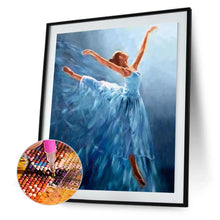 Charger l&#39;image dans la galerie, Fille - diamant rond complet - 30x40cm
