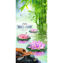 Charger l&#39;image dans la galerie, Lotus swan - peinture complète en diamant - 85x45cm
