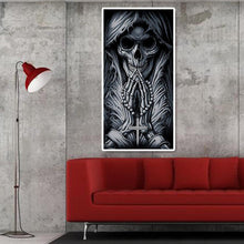 Charger l&#39;image dans la galerie, Skeleton pray - diamant rond complet - 45x85cm
