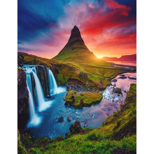 Charger l&#39;image dans la galerie, Fantasy nature - diamant rond complet - 30x40cm
