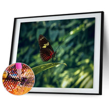 Charger l&#39;image dans la galerie, Animal - diamant rond complet - 40x30cm
