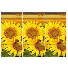 Charger l&#39;image dans la galerie, Tournesol 3 panneau - diamant rond complet - 45x70cm
