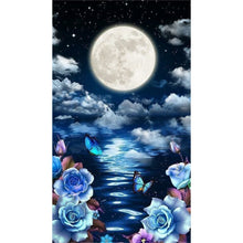 Charger l&#39;image dans la galerie, Papillon clair de lune- Vollbild Diamond Painting-40x70cm
