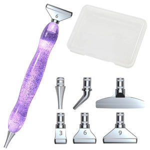 1 stylo de peinture diamant avec pointe de rechange.